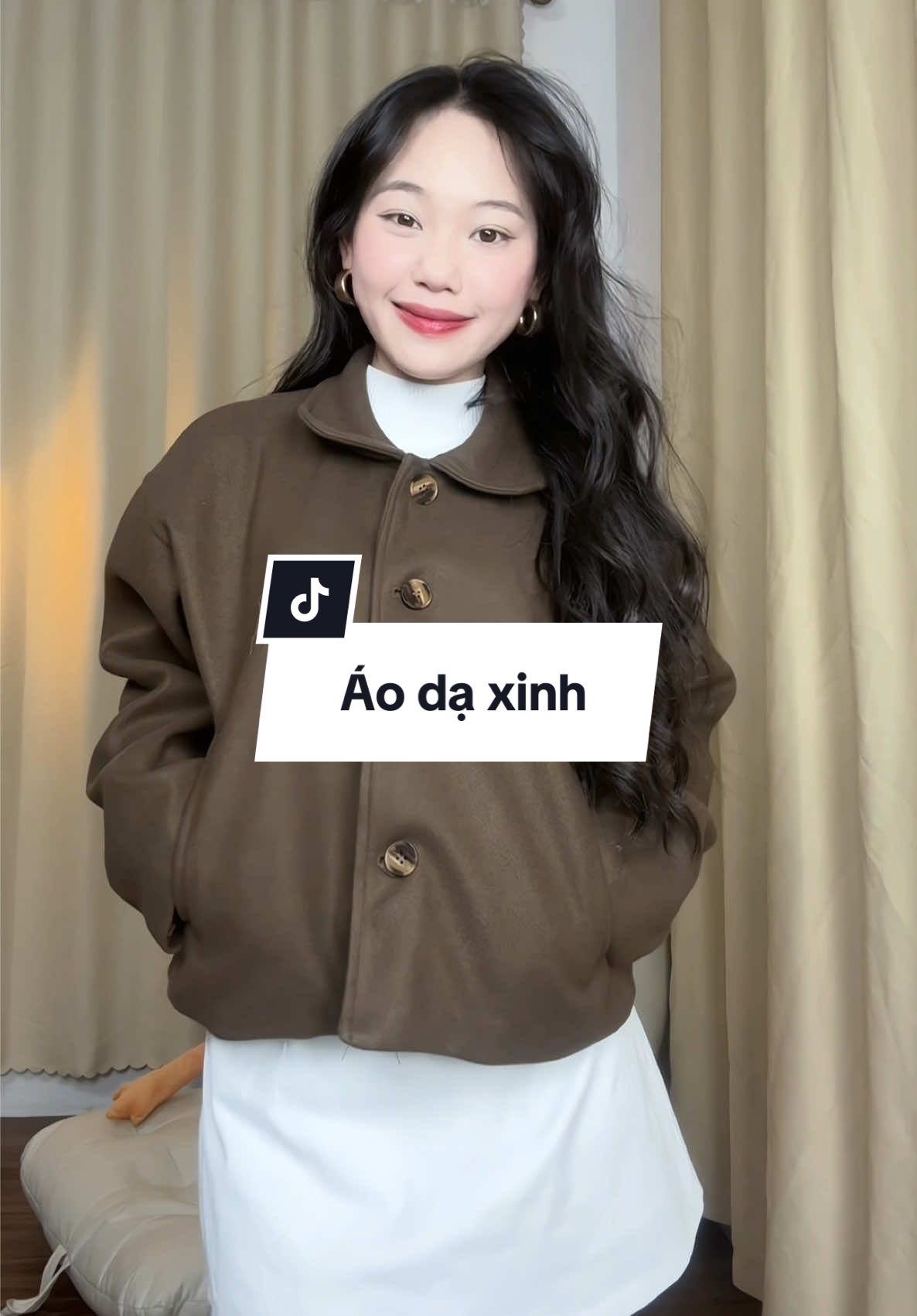 Áo dạ dáng ngắn nhà Miho chất dày dặn thích mee 🤭 #aodadangngan #aoda #aodatweed #duongailinh #mihohouse 