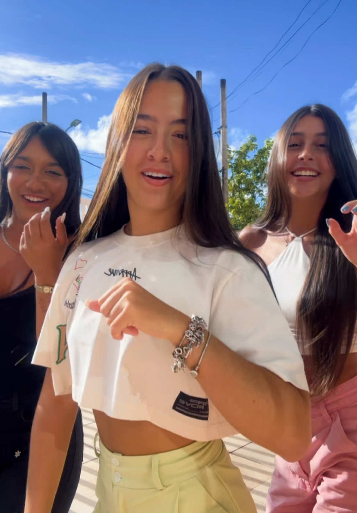 Só amigas 🫶🏻 @duddinha🫶🏻 @shiachticasananda 