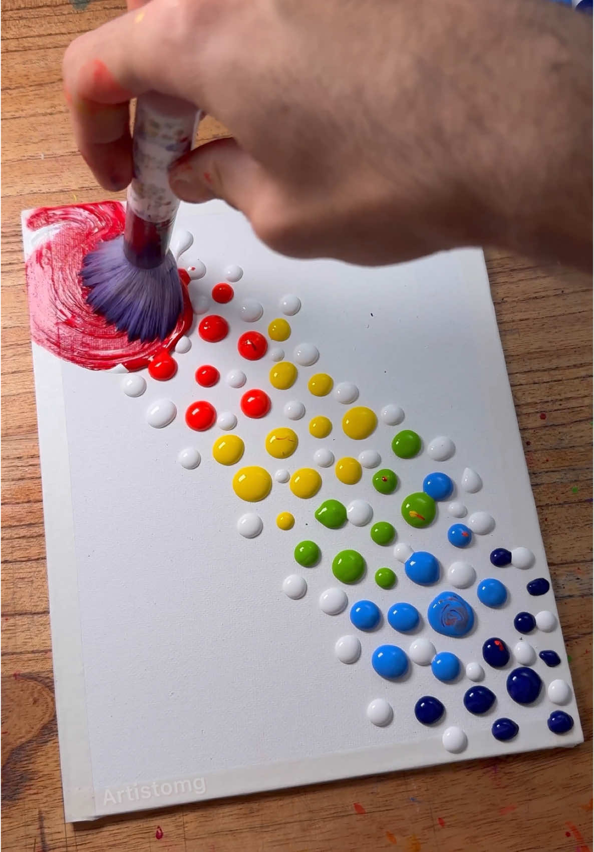 Satisfying Painting with Rainbow Colors Using a Make-up Brush! 🤩✨🎨 #artistomg #art #shortsart 
