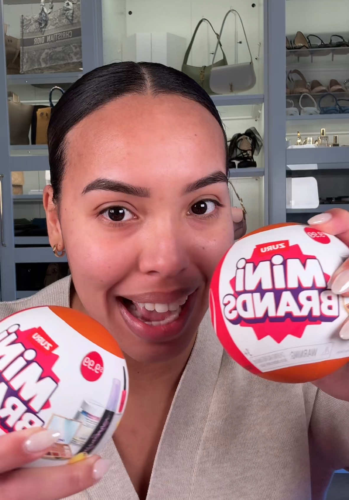 Hay que abrirlos TODOS 🤭🤭 #makeuphacks 