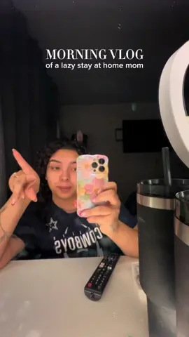 happy friday!☀️ i was feeling realll chatty this morning so hope you are ready to talk! #morningvlog #morningroutine #spendthemorningwithme #sahm #momof1 #grwm #minivlog #Vlog 