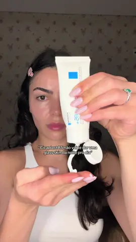 O único que deixa a pele com um viço bizarro da noite pro dia 🤝🏻✨ #cicaplast #fyp #skintok #skincare #pele #dicas #fy 