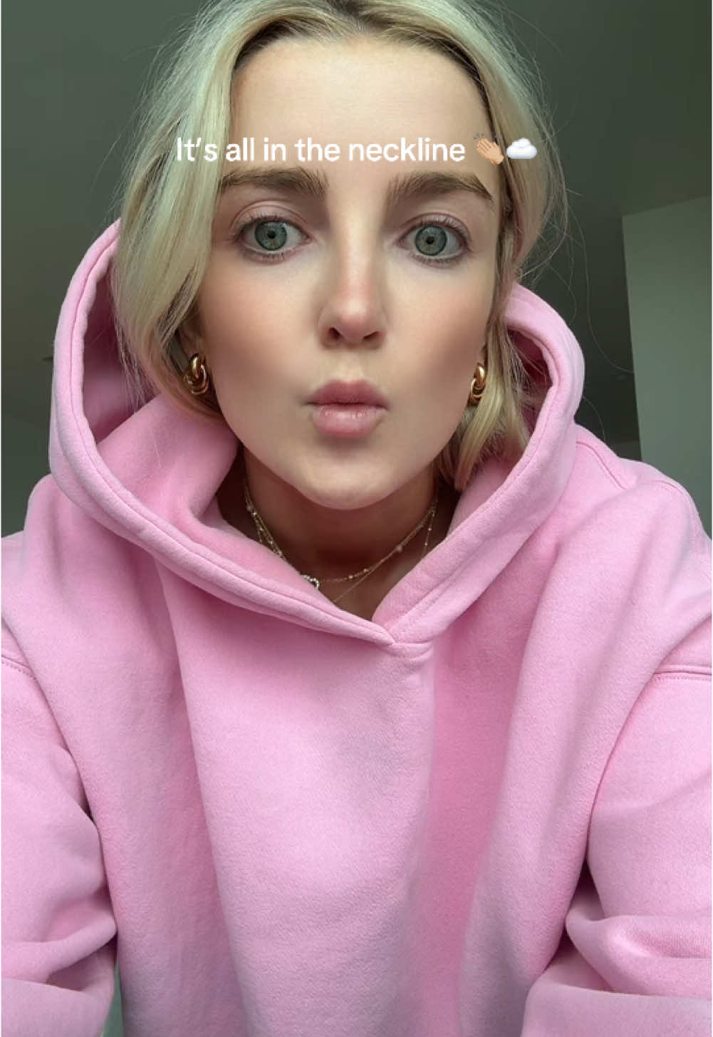 25$!? Literally the best hoodie over ever owned!!! #tiktokshop #fashionfinds #tiktokmademebuyit #tiktokfinds 
