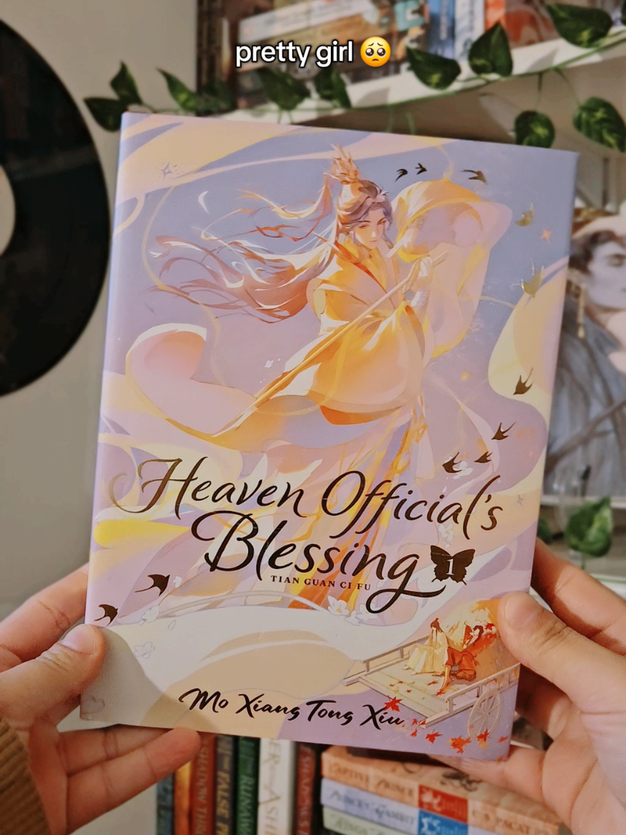 I didn't know these were limited. had to grab one asap before they went away 🥺 #tgcf #tgcfnovel #heavenofficialsblessing #danmei #danmeinovels #mxtx #mxtxnovel #specialeditionbooks #hardcover #books #bookbuying #tgcfnovel #tgcfedit #xielian #huacheng #svsss #mdzs 