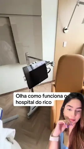 Olha só como é um quarto no Hospital Albert Einstein! Ter acesso a uma estrutura dessas é sinônimo de conforto e segurança. E você, já tem plano de saúde? Comenta aqui! #alberteistein #hospitalalberteinstein #planodesaúde #saúde #conforto