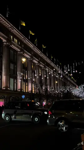 ياليت ربي جاب منك ثلاثة ‏اثنين في لندن وواحد بباريس 🤎#لندن  #لندن_العرب 