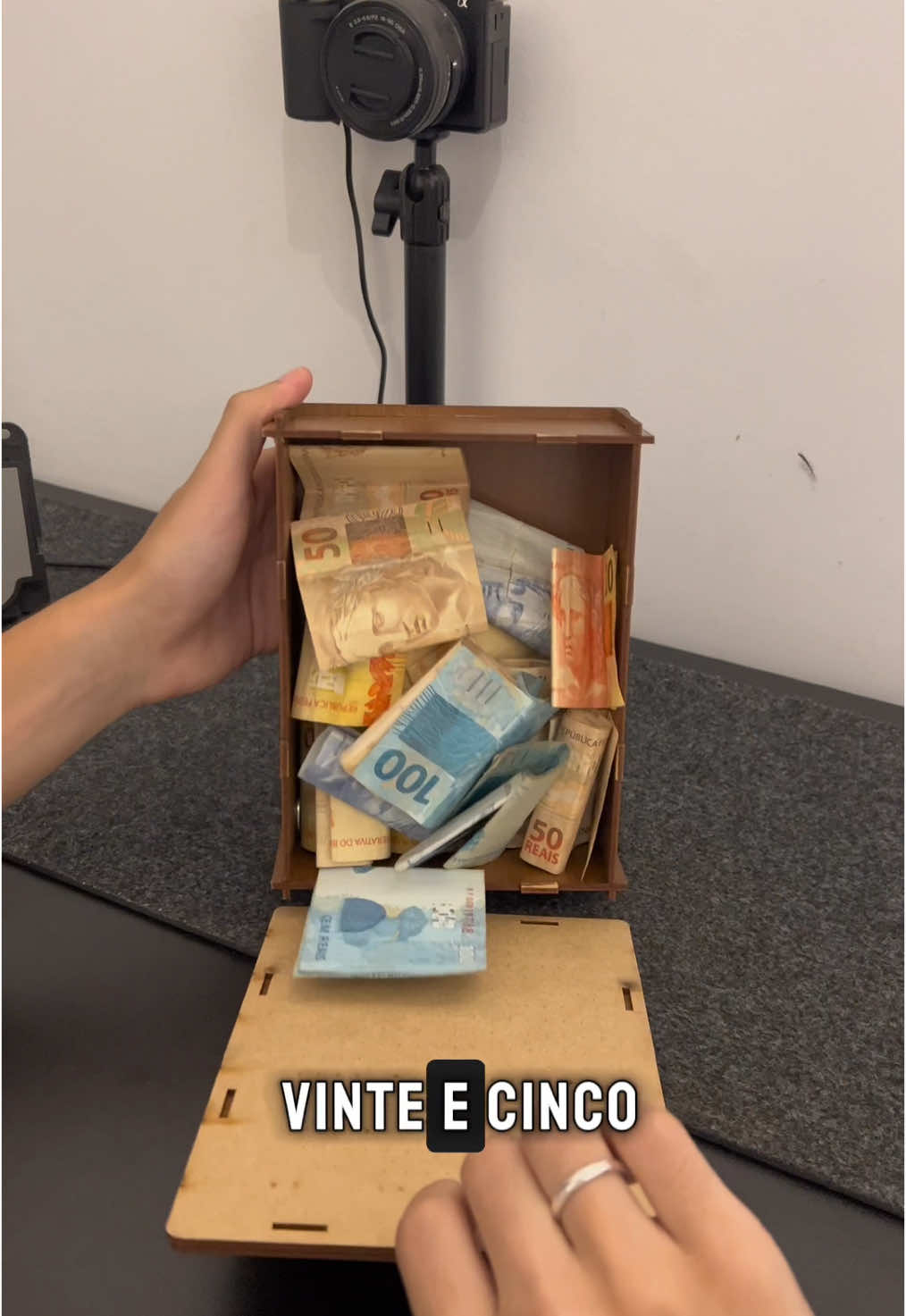 Qual casal vai juntar R$20000 em 2025? 🥰 #cofrinho #kakeibo 