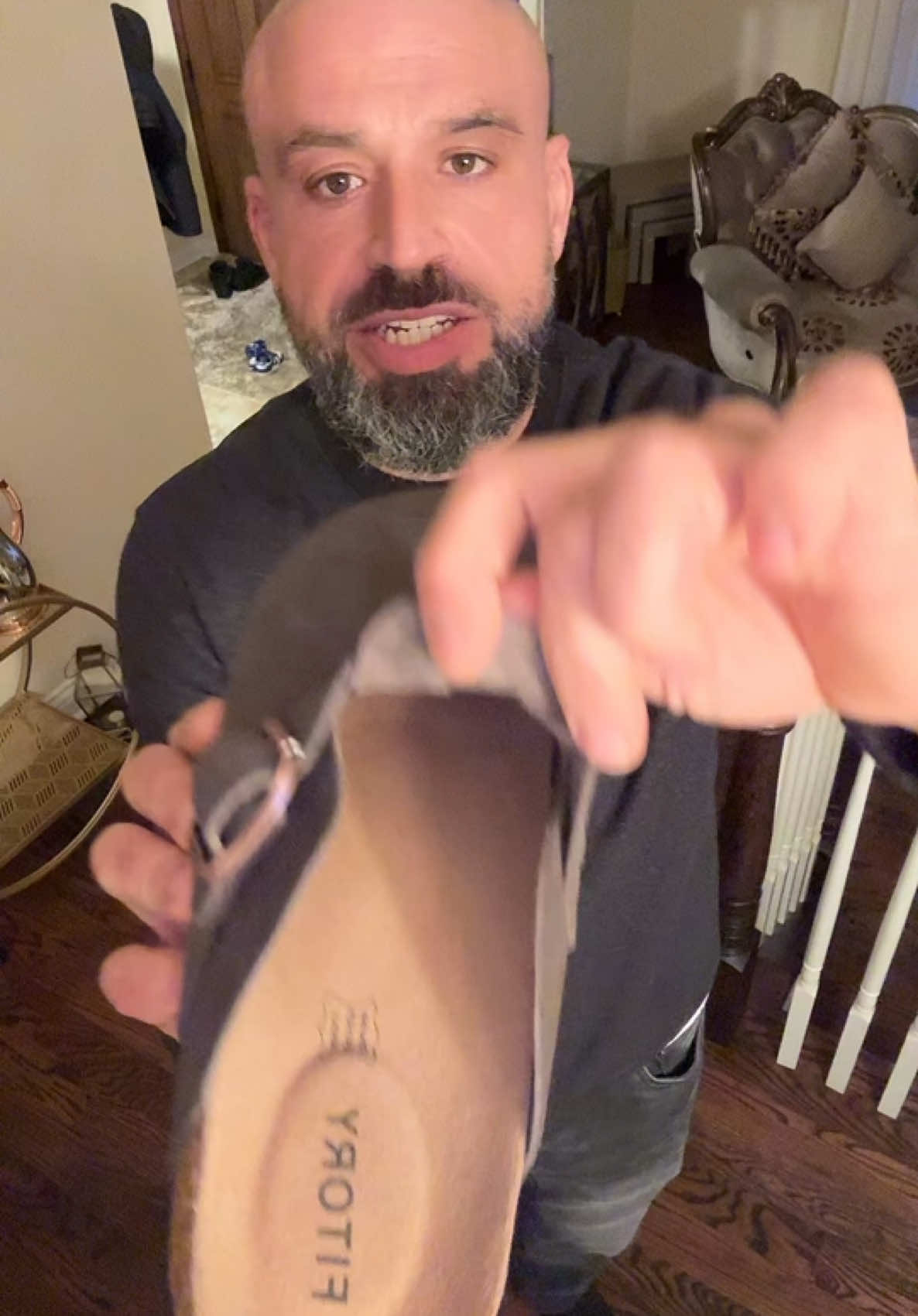 Trucker essentials clogs definitely 🔥.   #truckerclogs #truckeressentials #mensclogs #truckerinfluencer #mensfootwearessentials #fyp            #flipfloptruckers #otrdriver #truckertok#truckerlifestyle2025 