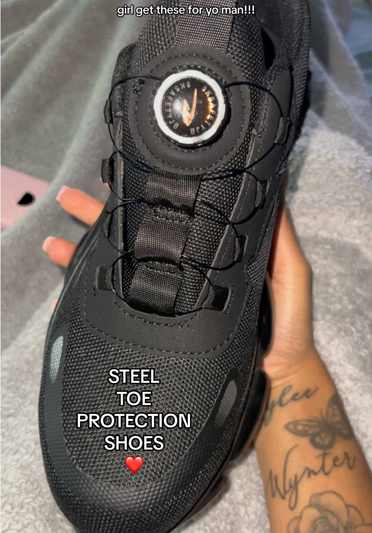 If he’s constantly on his feet working, he needs these! ❤️ #fyp #menswear #mensshoes #steeltoe #men 