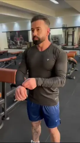 Link do produto nos comentários e no perfil! Camisas Segunda Pele Proteção Solar Uv Termicas Corrida Bike. Camisa Voker Dry-Fit UV PROTECTION Slim Fitness, criada para proteger a pele da ação nociva dos raios UV-A e UV-B, com o fator de proteção solar FPS 50+ presente em seu DNA. Bloqueia de 99% dos raios UV-A e UV-B, além de um fator de proteção 50 (FPU 50+) que não sai após as lavagens. Nossa camiseta DRY FIT foi desenvolvida para performance extrema, ideal para práticas esportivas, oferecendo ao usuário conforto incomparável com muito frescor. Seu tecido de microfibras de poliéster proporciona altíssima dispersão do calor do corpo. ##mercadolivre #melhoresprodutos #blusa #blusatermica