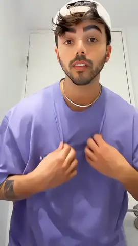 famcam de Fede vigevani comenta pg si lo usas hagan sus pedidos?!!!!💗🌷 toma una crumble cookie rica verdad bueno les quería decir que gracias por todo su apoyo los quiero y hagan sus pedidos?!@TikTok España @TikTok @tiktok español @domelipa 