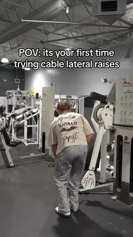 Shoulder day hack #gymbro #gymhumor 