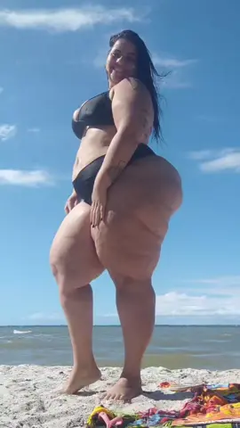 #CapCut #MORENALINDA #plussizetiktok #monetizartiktok #praianaturismo #viraliza #gataplusize 