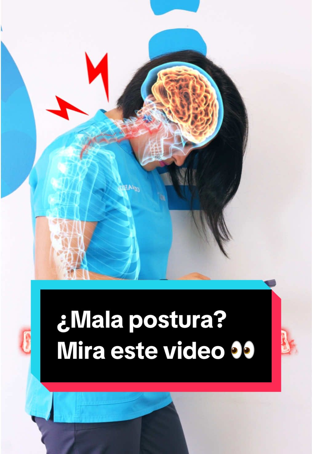 ¿Mala postura? Mira este video 👀 Mejora tu postura con estos estiramientos #malapostura #buenapostura #quirovida #columnasana #quiropractico #ajustequiropractico #dolordeespalda 