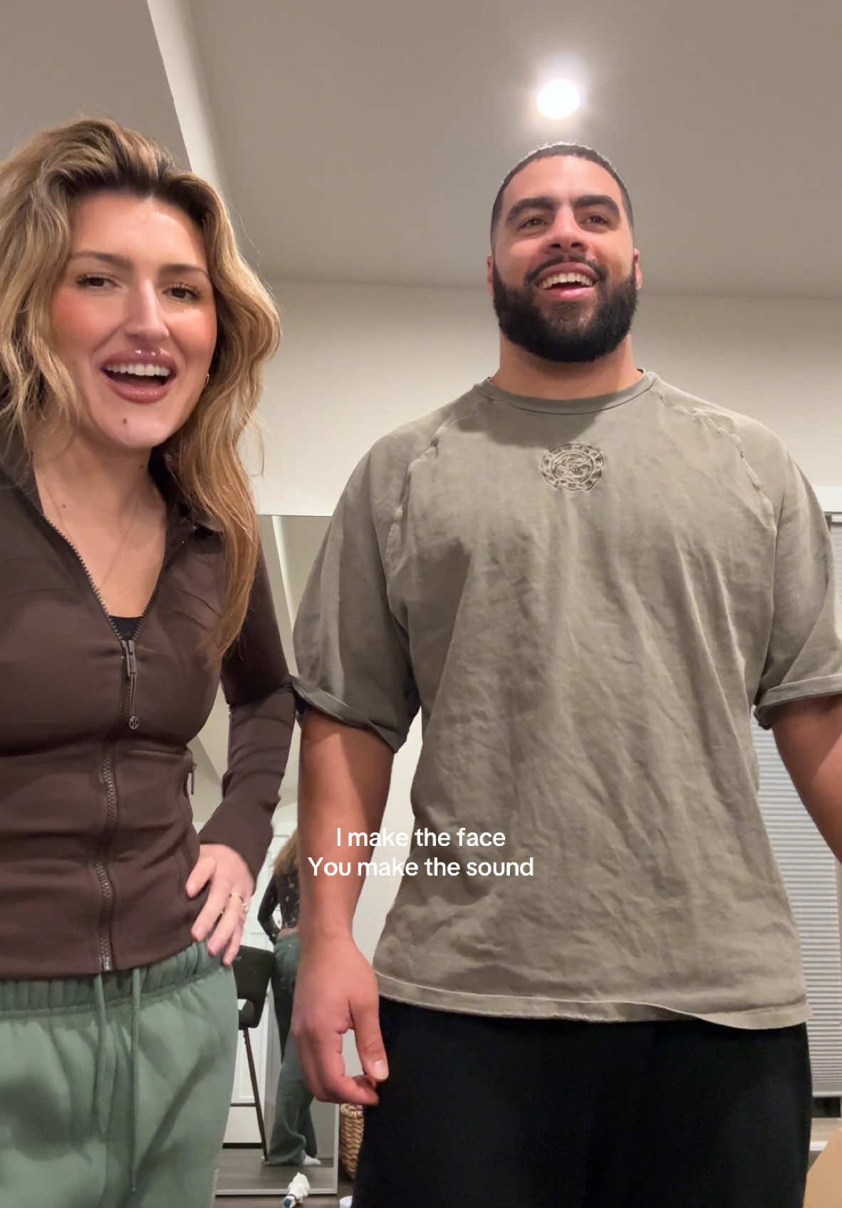 Why did she say hi like that LMAO #rainneyandneen 