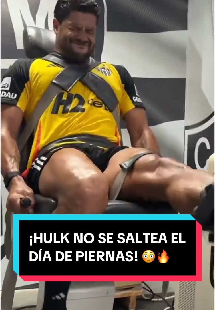 ¡QUÉ INTENSIDAD! 🤯 Atención al tremendo entrenamiento de #Hulk, en la pretemporada de #AtléticoMineiro 💪🇧🇷 📹 @Atlético  #TikTokDeportes #Brasileirao #Futbol #LegsDay 
