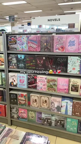 gramedia 😋❤️‍🩹 #novelrecommendations #xybca #book #books #BookTok #novel #alternateuniverse #au #fictionalcharacters 