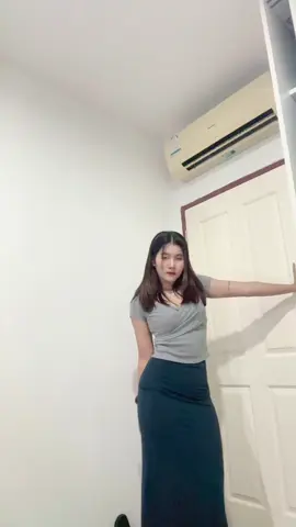 ဘာအကတွေလဲမသိဘူး #officialaccount #ဒါကြီးပဲတက်နေလို့လုပ်လိုက်ပီ😁 #⚽️agentမလေးပါဆင့် @Tin Zar Tun 