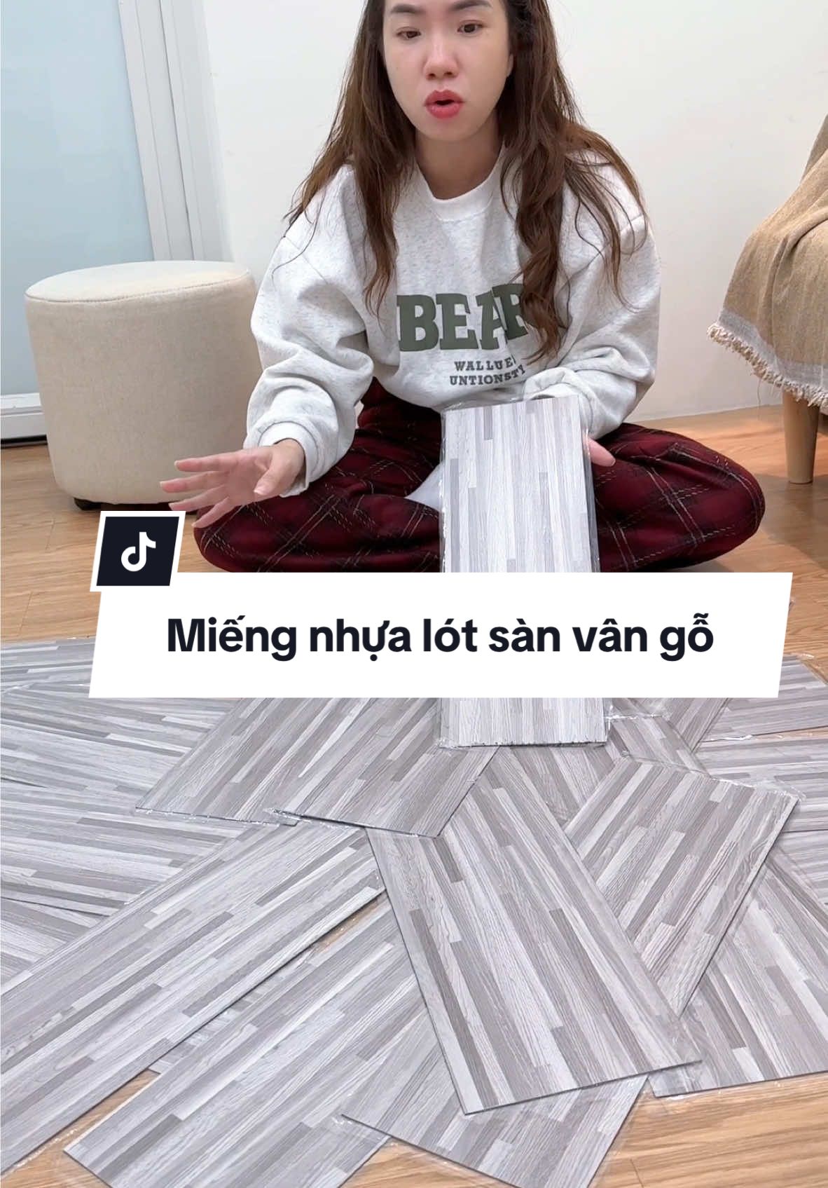 COMBO 20 Miếng nhựa lót sàn giả sàn gỗ #xuhuong #nhualotsan #nhualotsanvango #huyenhomhinh365 