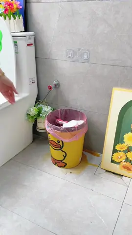 Thùng rác treo cánh tủ bếp, dán tường nắp trượt