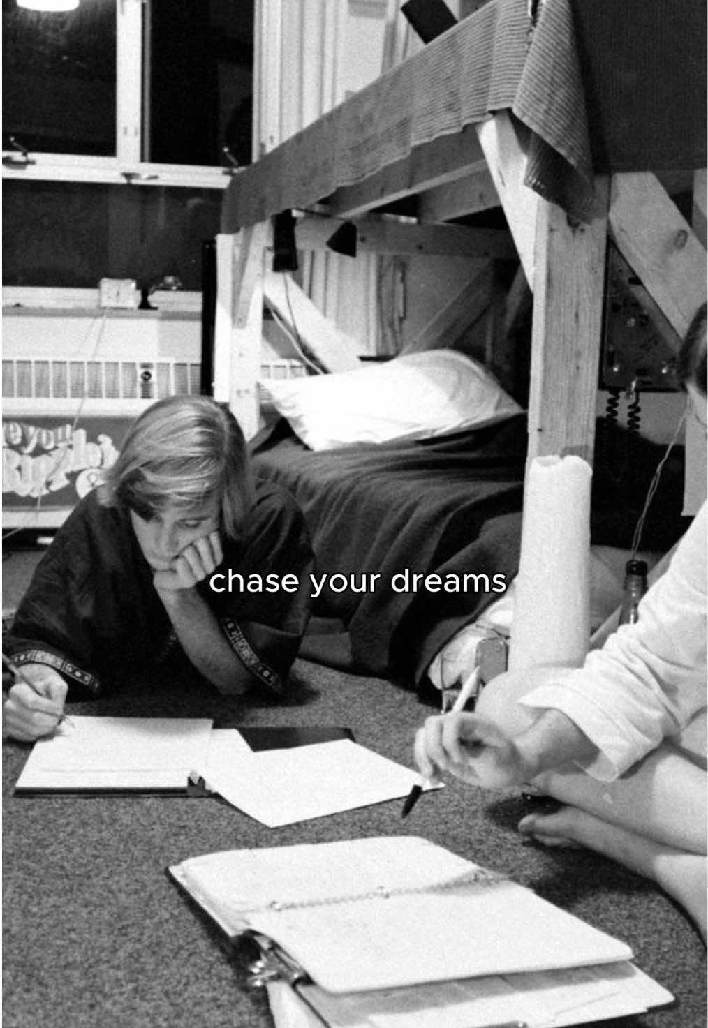 Never give up 💕 #fyp #studytok #pinterest #pinterestaesthetic #academic #goals 