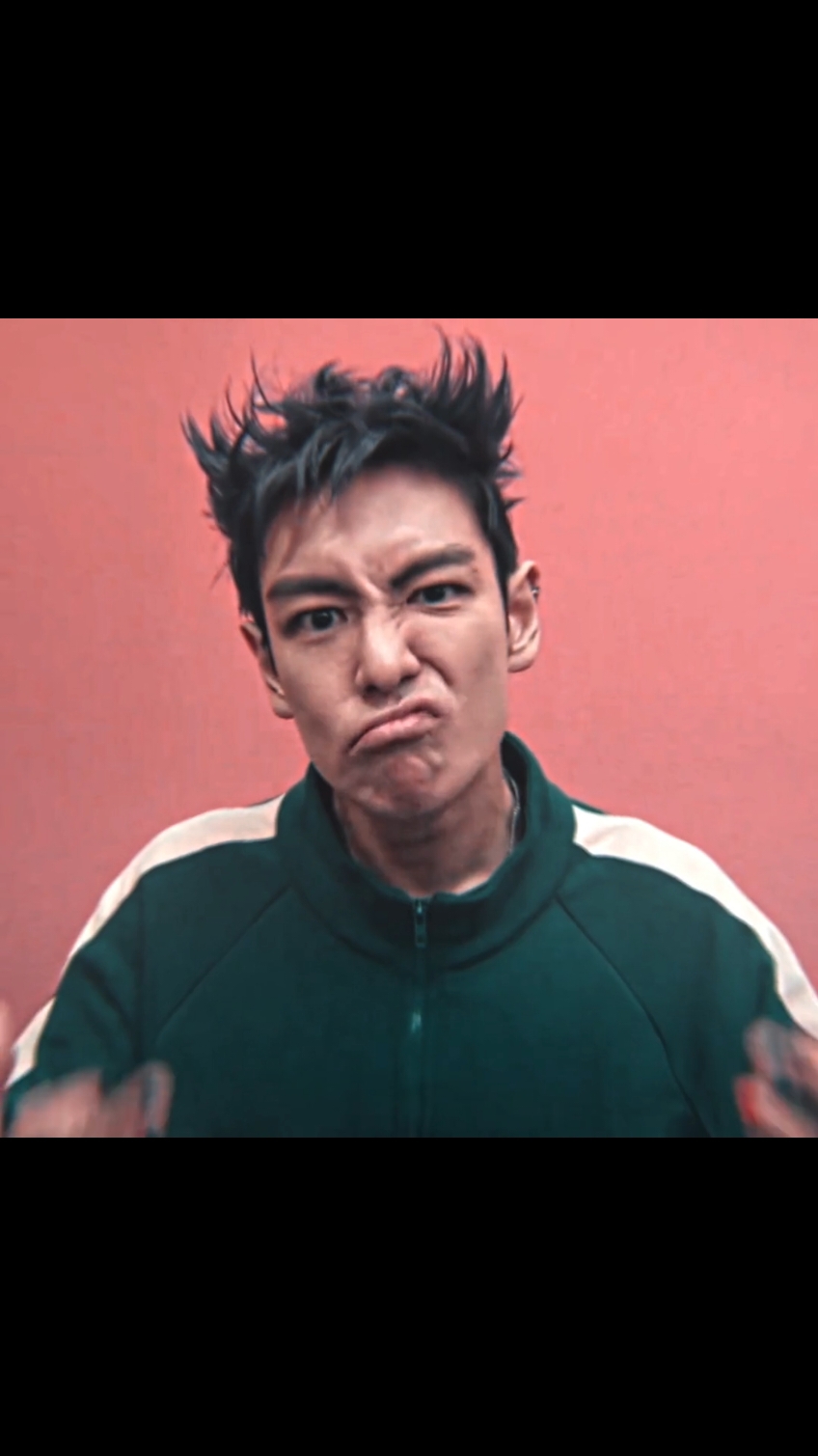 what is bro doing 😭💀 Squid Game Thanos Edit #edit #fyp #squidgame #thanos #viral 