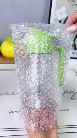 saya pikir siapa pun yang perlu memasak di rumah membutuhkan pot minyak yang dapat disemprot dan menuangkan,yang terlalu nyaman#tiktok #praktis #satisfying #alat #potminyak#bagus