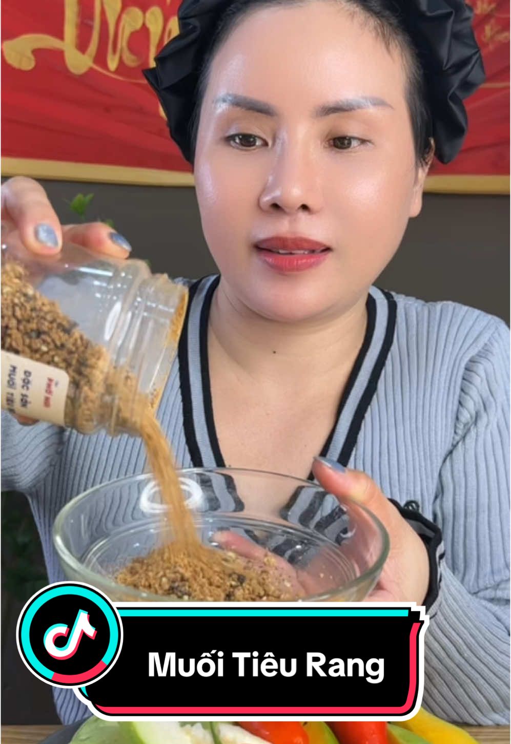 Mukbang muối tiêu rang chấm trái cây #vochongnhathuong #rivew #mukbang #muoitieurang#muoitieurangtiemphonui#food#ancungtiktok #rivew #xuhuong 