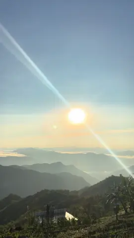 လက်ဖဝါးလေး အေးနေရင် ရင်ငွေ့နဲ့နွေးစေမယ်#Ar-T#ဆောင်းနေ