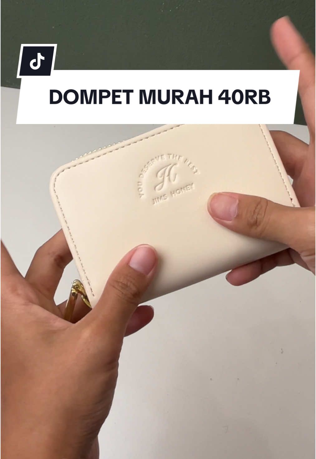 Buat kamu kaum cashless mending langsung buru buru checkout dompet yang satu ini😁🫵🏻 Helen Wallet Jims Honey 💖💖 #helenwalletjimshoney #Jimshoneysurabayastore  #YearEndSale #WIBGajian #BeliLokal -rm