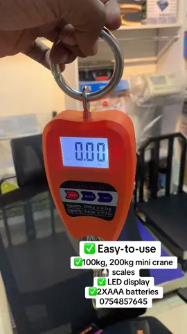 Grab yourself a digital precise crane scale easy to use… we have in them in 100kg, 200kg uses 2XAAA batteries with a warranty… more details contact me on 0754857645 #minzani #weighingscalesinuganda #weighingscales #cranescale 