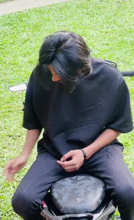 silky hair oil ta@farihanshops ai id te peye jaba #viralvideo #foryoupage #trending #foryoupageofficiall 