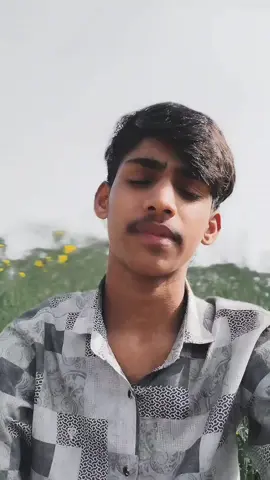 সাধ্য নাই গাছে ওঠার আর সপ্ন দেখি আকাশ ছোয়ার,,,😅🥀