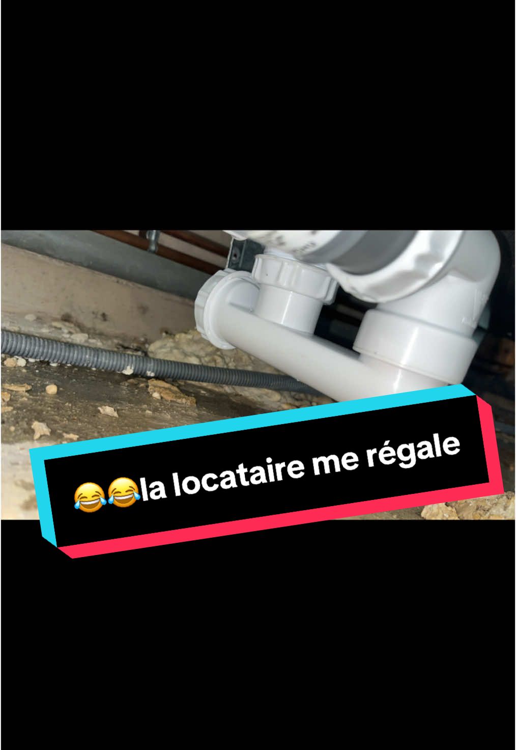 Recherche est suppression de fuite vidage baignoire #pov #plombier #fuite #toitetjoie #live #liveforthechallenge #aeprobat #baignoire #cellesaintcloud #argent #trump2024 #losangeles 