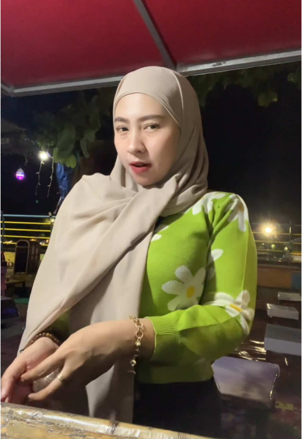Aku pilih madu manis kaya kamyuhh