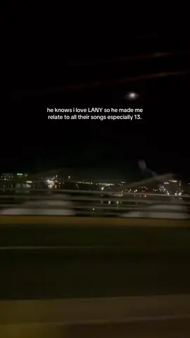 pasend send pa sakin ng songs ng LANY dito rin pala babagsak sa kantang ‘to. (ctto) #lany #13 #lanyinmanila 