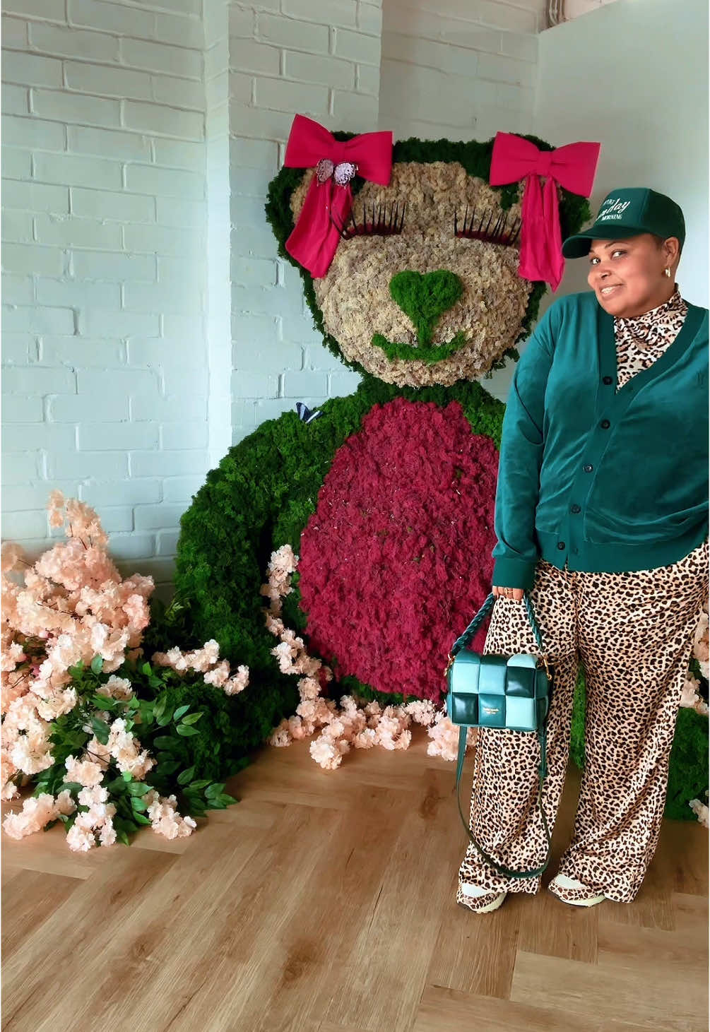 Babe + Banksie ☀️ the Bestie — Monochromatic Leopard with a pop of color! Link in comments to shop this look #plussize #plussizefashion #plussizeedition #plussizetiktok #over40 #40andfabulous 