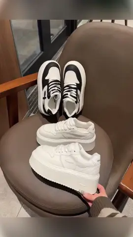 [2 MÀU VIDEO] Giày nữ thể thao #giayhottrend #giaythethaonu #giaynuthoitrang #sneakers #giaydoi #giaythoitrang #xuhuongtiktok2025 #viral #trending 