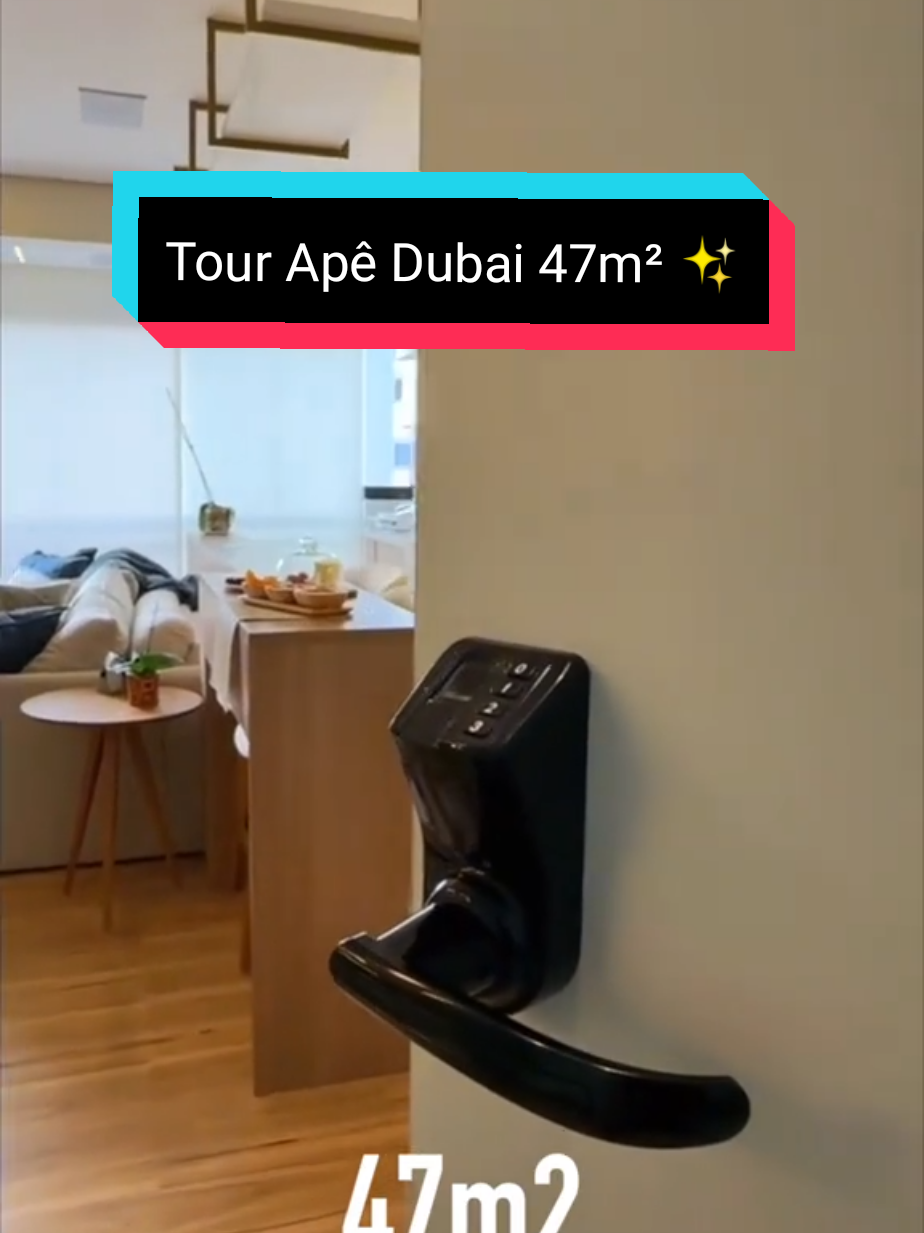 Tour Apê Dubai 47m² ✨ @magentarquitetura. O tour completo tá no YouTube! Link: https://www.youtube.com/watch?v=VapJ4-ruVHg #tournoapartamento #decor #arquitetura #inspiracao #decoracao #homedecor #integracao #iluminacao #portamimetizada