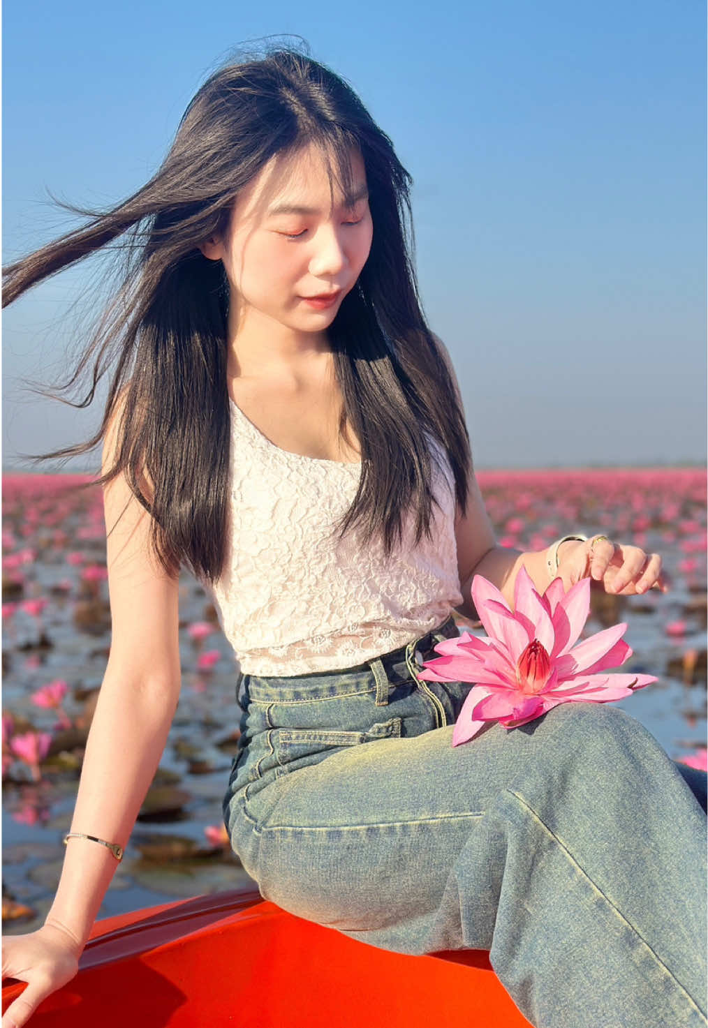 ทะเลบัวแดงงงง 🪷🌸💖 #ทะเลบัวแดงกุมภวาปี #ทะเลบัวแดง #อุดรธานี #เที่ยว 