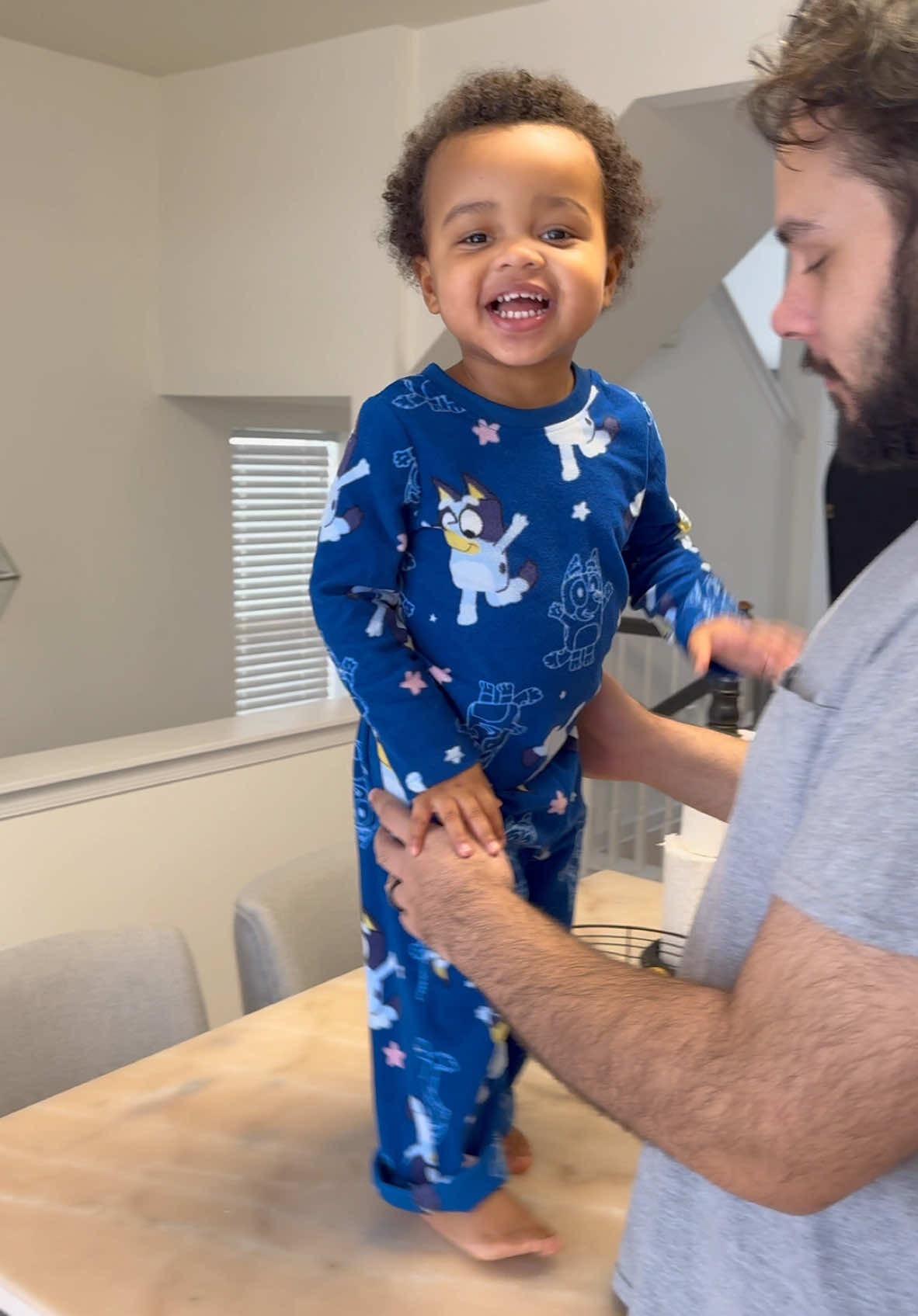 It’s amazing how time flies. Today our baby boy Enzo is turning 2 years old. We couldn’t be more proud our lil man and his growth from singing and dancing with his momma to reading like a scholar with his dad! We couldn’t ask for a more beautiful, charming and loving son! Let’s all wish Enzo a very happy birthday and cheers to many more 🎉🎊🎈