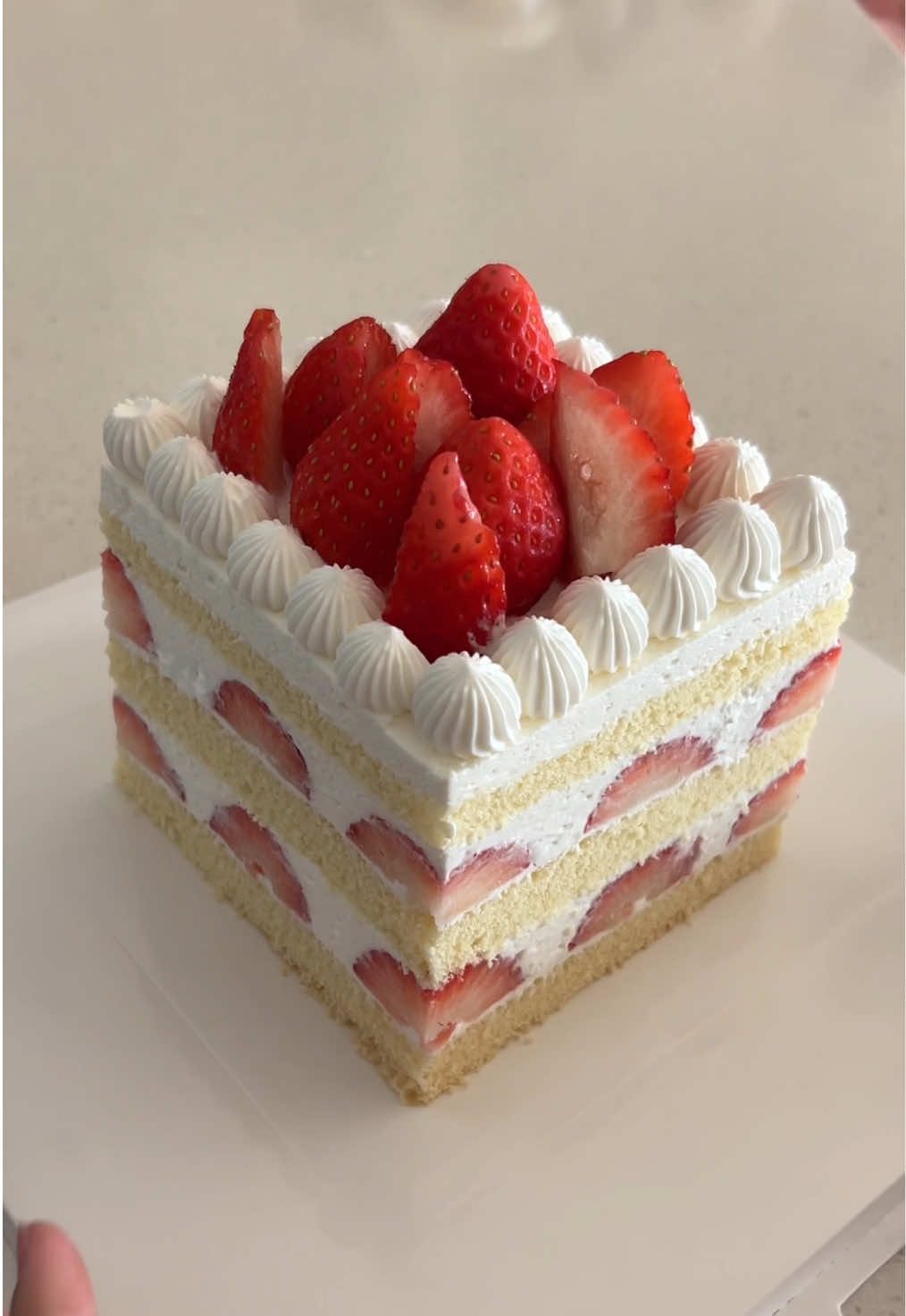 딸기 생크림 케이크🥰 #homebaker #홈베이킹 #cake #케이크 