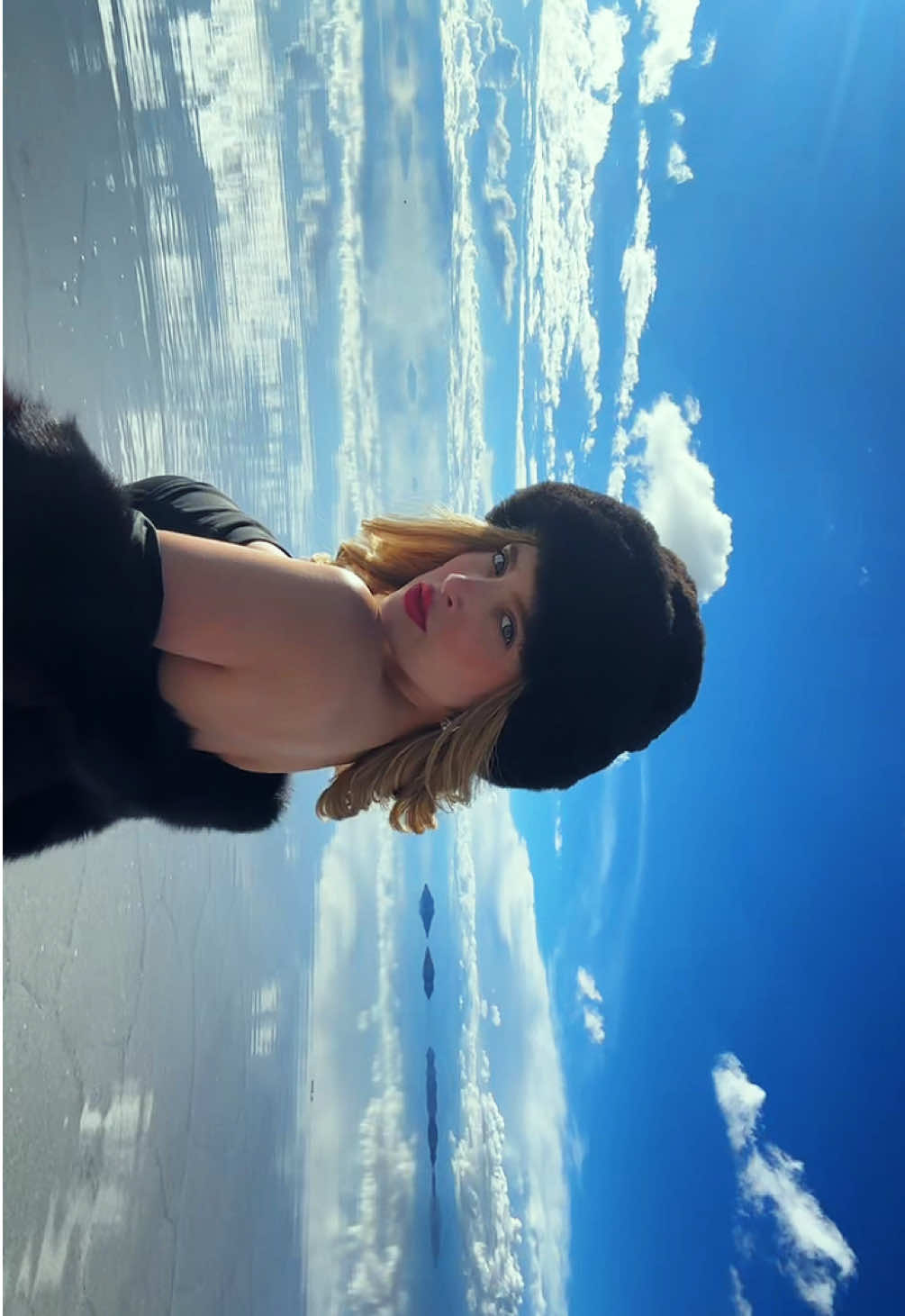 A blonde in Uyuni 🤍  #salardeuyunibolivia 