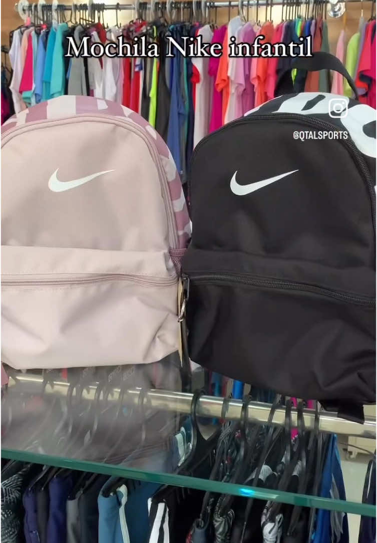 Mochila Nike infantil!!! Linda e super estilosa 🥰 por R$199,90  #vempraqtal #novidades #nike #mochilanike #mochila 