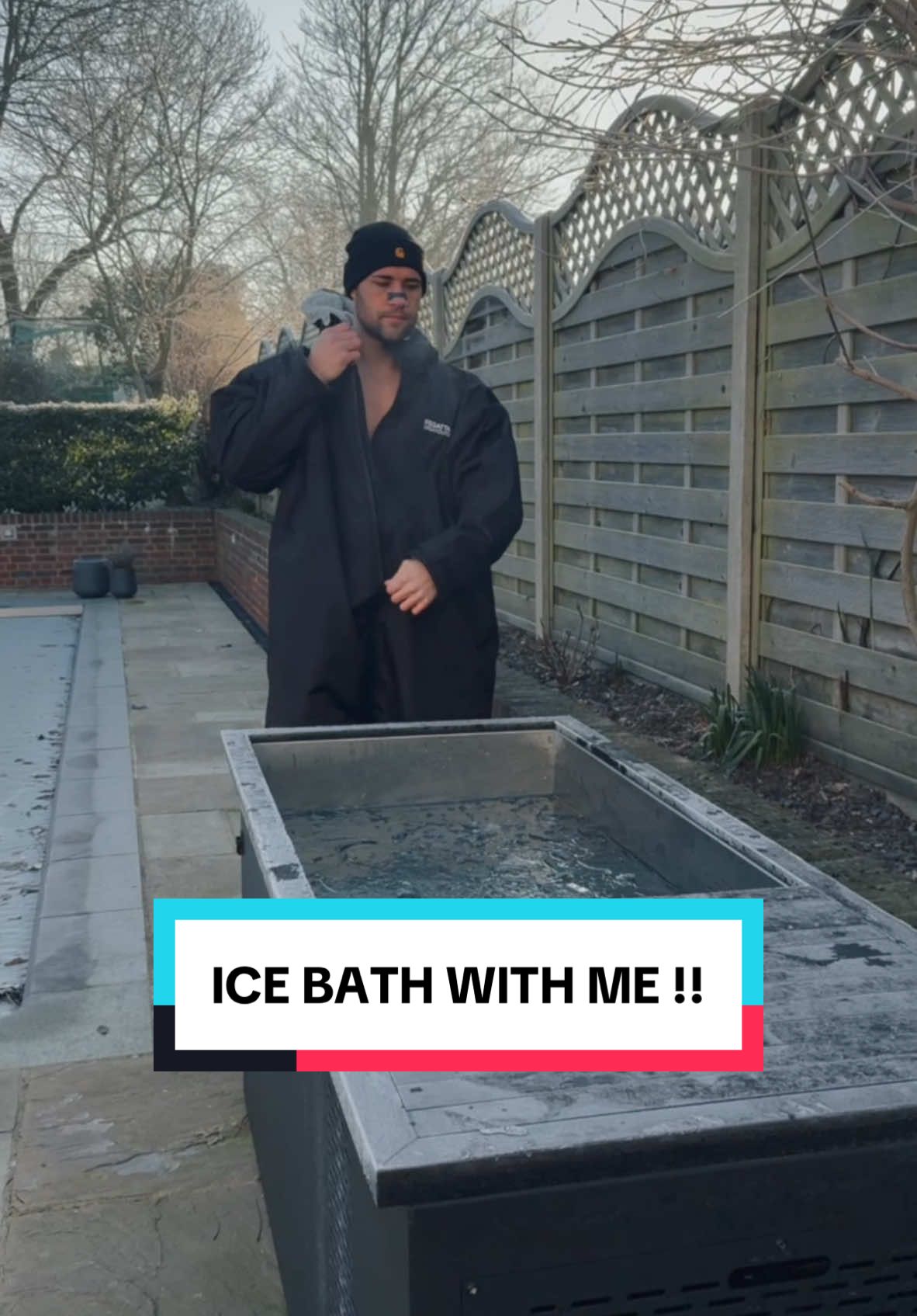 The perfect way to wake up 😎😎 #coldplunge #icebath @Chill Tubs code KIERAN5 to save 5% on your tub from Chill tubs they have a range of different ones 🫡