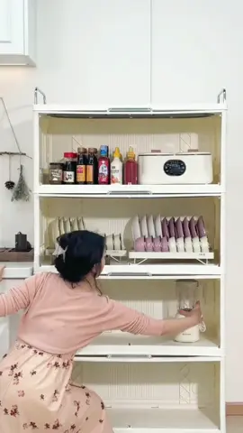 Multi-layer removable lockers # Once the door is closed clean and tidy # good things to share
