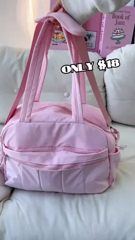 My fav gym bag! #bag #shoulderbag #tiktokshopfinds #fyp #gymbag #largecapacity #travelbag #tiktokshopblackfriday #tiktokshopcybermonday #spotlightfinds #highquality #highqualitybag #tote #totebag #everydaybag #dailybag #dailyuse  #tiktokshoplastchance #tiktokshopnewyearnewaura #tiktokshopholidayhaul #tiktokshoploveatfirstfind 