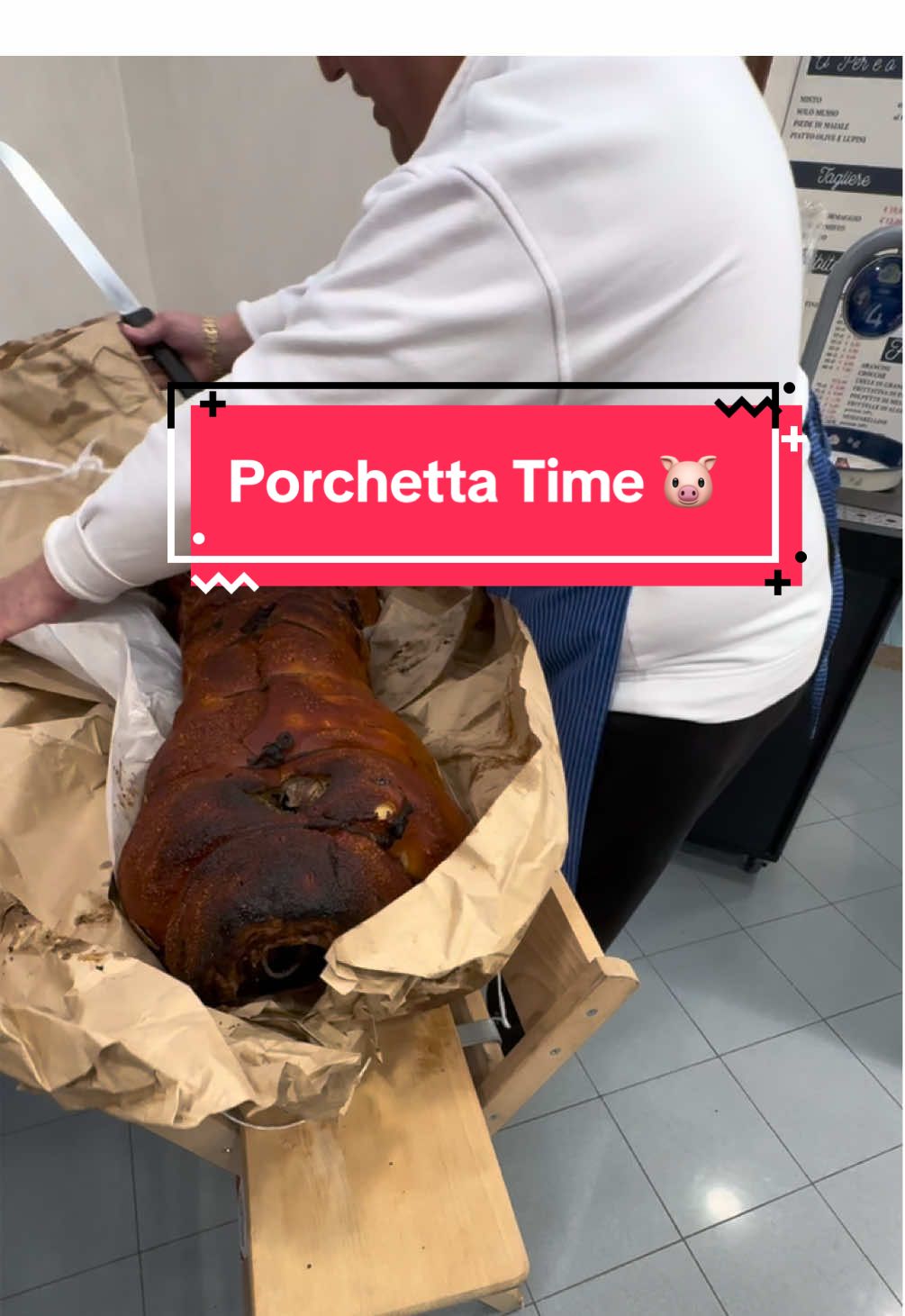 Ragazzi e’tempo di porchetta!!  Ovviamente rigorosamente di Ariccia IGP 🐷💣🍔😋 #porchetta #porchettadiariccia  #soloqualita #tradizioni #fierasantantantonioabate #sagradellaporchetta 