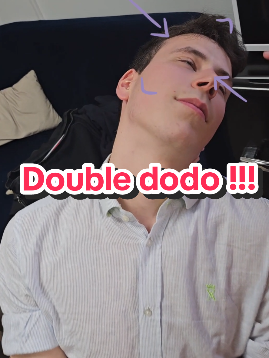 Un sieste,un réveil, une sieste qui n'a jamais rêvé de faire une double sieste au travail ?  #hypnosis #leplusjeunehypnotiseurdefrance #hypnotized #hypnose #fyp #pourtoi @Timothée Lancien magicien 