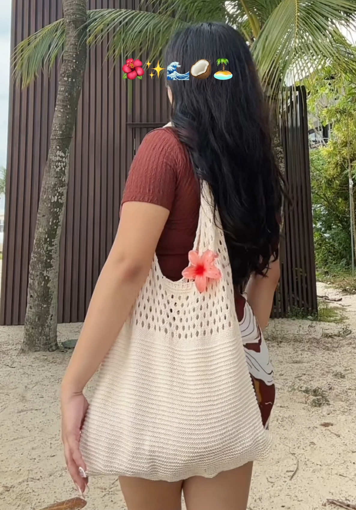 Summer Beach Bag🏖️🌺 #beachbag #crochetbag #summeroutfitinspo #TikTokFashion #tiktoktrending 